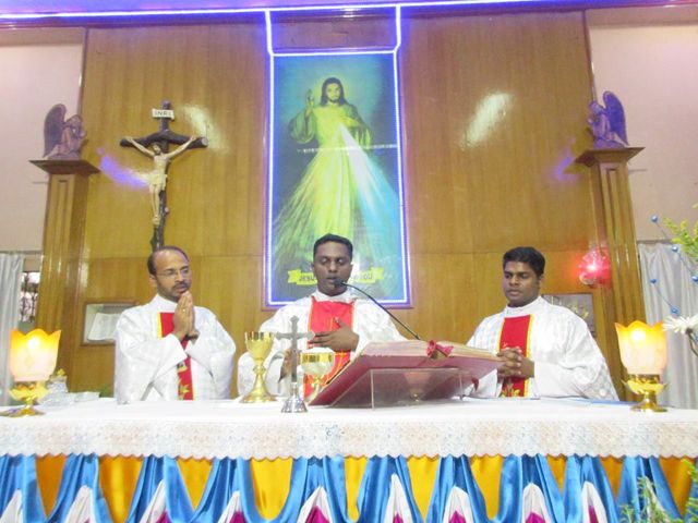 Feast of Divine Mercy in Vasai, Mumbai