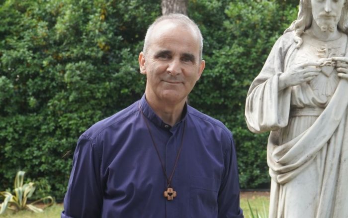 Fr. <b>Levi dos Anjos Ferreira</b>