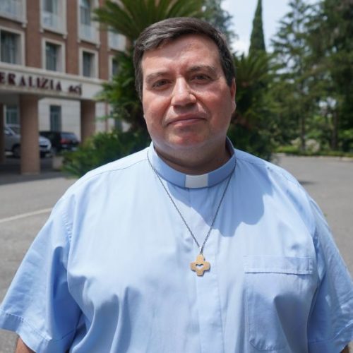 Fr. <b>Willyans Prado Rapozo</b>