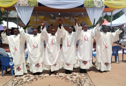 Young SCJs dedicate themselves to God