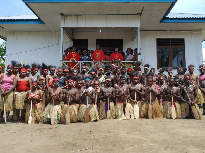 Missione possibile nelle zone remote della Papuasia